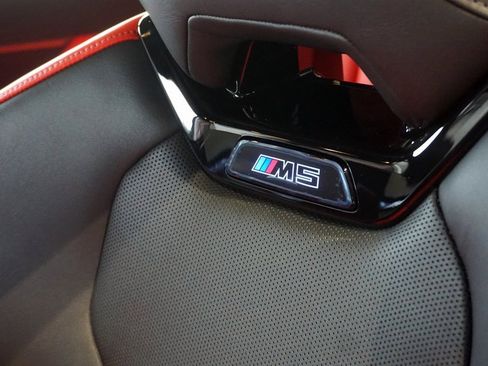 New 2026 BMW M5 Touring image 11