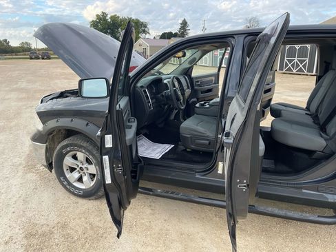 Used 2014 RAM 1500 Classic SLT image 8
