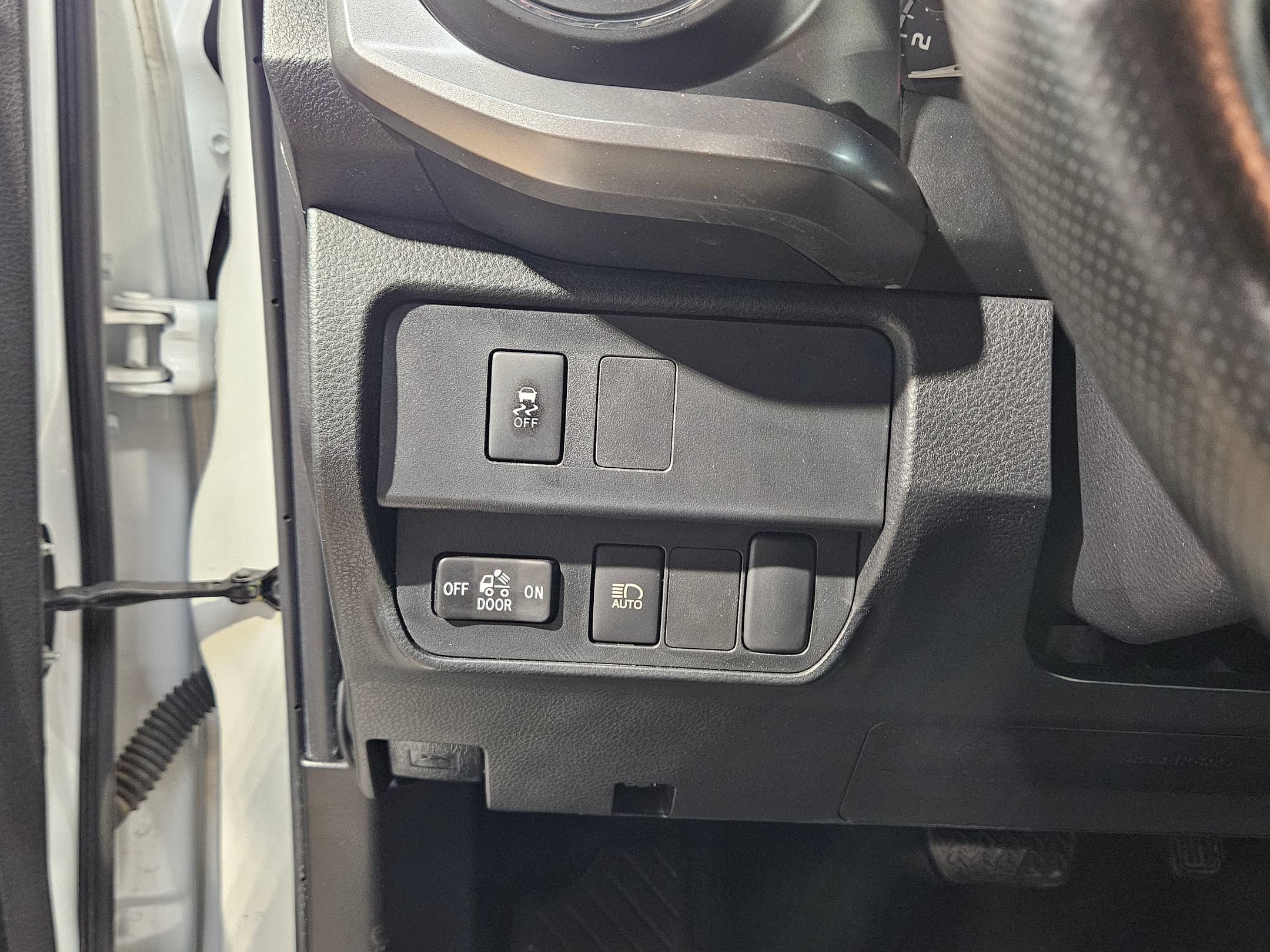 Used 2023 Toyota Tacoma SR5 RWD image 20