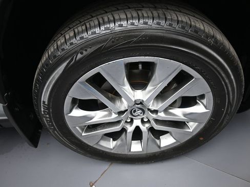 Certified 2020 Toyota RAV4 XLE Premium AWD/4WD image 13