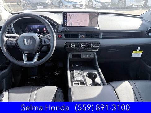 New 2026 Honda Pilot Touring image 7