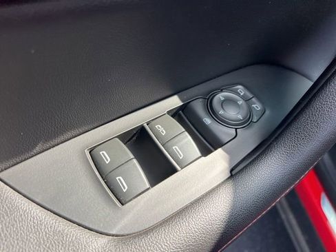 Used 2023 Chevrolet Blazer RS image 32