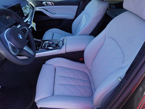 New 2025 BMW X7 xDrive40i w/ M Sport Package image 22