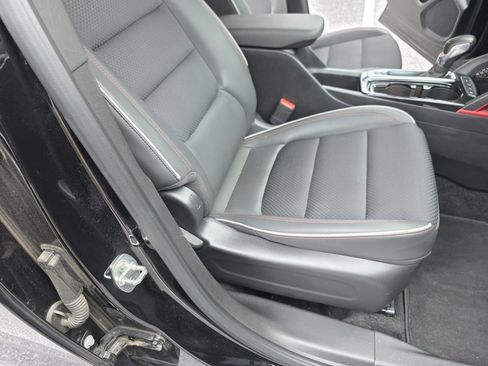 Used 2022 Chevrolet TrailBlazer RS FWD image 13