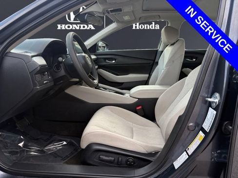 Used 2025 Honda Accord SE image 12