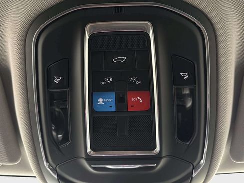 Used 2022 Jeep Grand Cherokee Limited AWD/4WD image 38