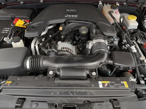 Used 2021 Jeep Wrangler Unlimited Sport AWD/4WD image 49
