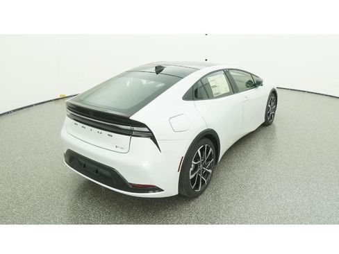 New 2026 Toyota Prius Plug-In Hybrid image 8