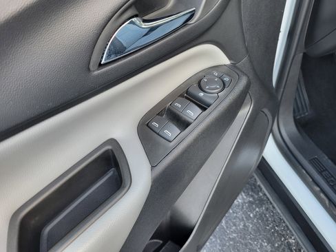 Certified 2024 Chevrolet Equinox LS w/ LS Convenience Package image 25