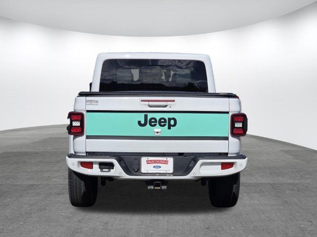 Used 2022 Jeep Gladiator Overland AWD/4WD image 5