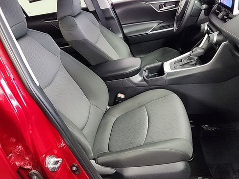 Certified 2025 Toyota RAV4 XLE image 32