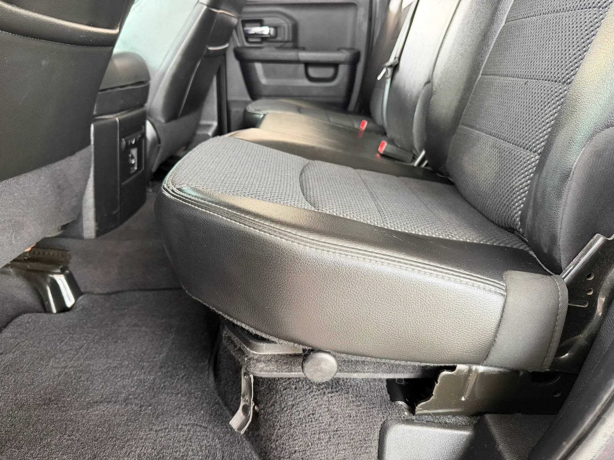 Used 2014 RAM 1500 Sport w/ Remote Start & Security Group AWD/4WD image 7