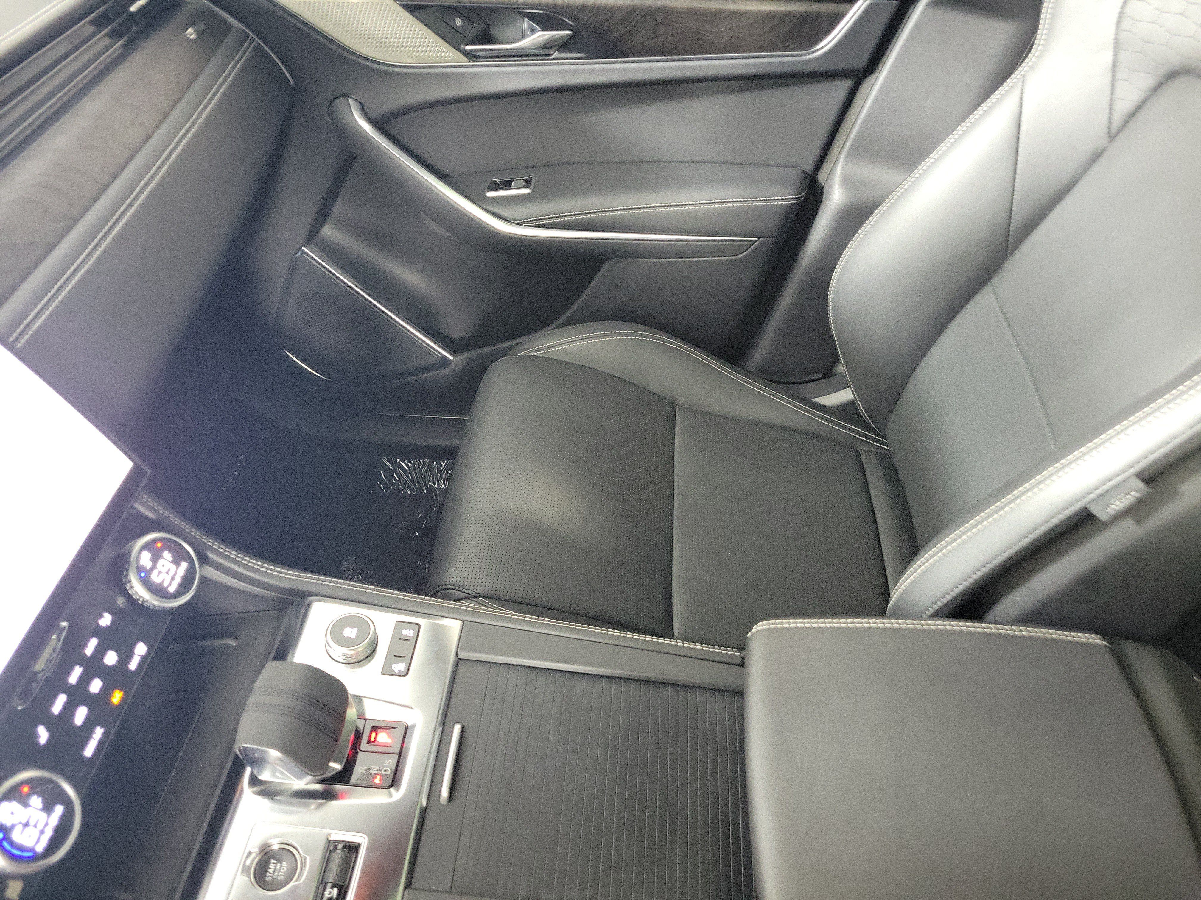 Used 2023 Jaguar F-PACE R-Dynamic S AWD/4WD image 23