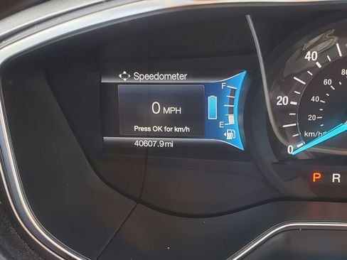 Used 2018 Ford Fusion S image 12