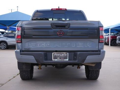 Used 2025 Nissan Frontier PRO-4X AWD/4WD image 4