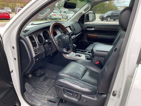 Used 2013 Toyota Tundra Platinum AWD/4WD image 14