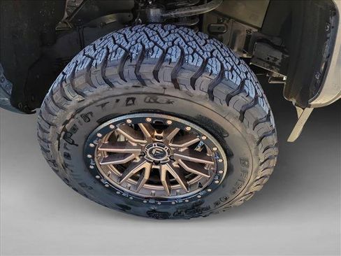 Used 2024 Toyota Tacoma TRD Sport w/ TRD Sport Upgrade Package image 10