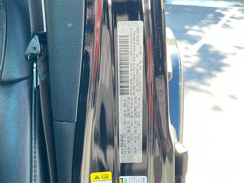 Certified 2020 Jeep Wrangler Unlimited Rubicon image 29