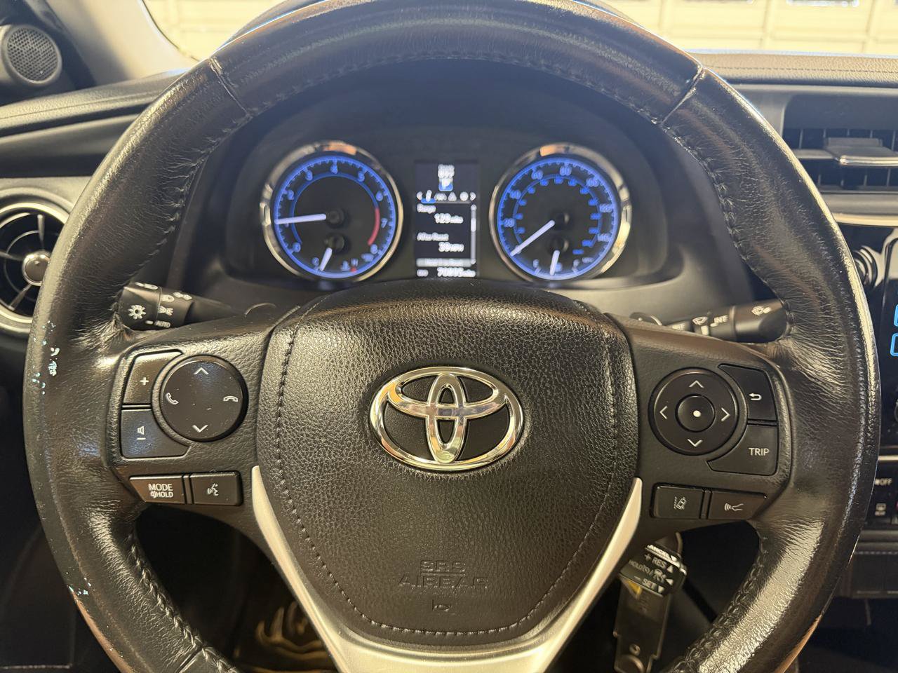 Used 2019 Toyota Corolla SE FWD image 14