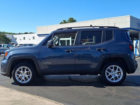 Used 2020 Jeep Renegade Sport w/ Sport Appearance Group AWD/4WD image 4