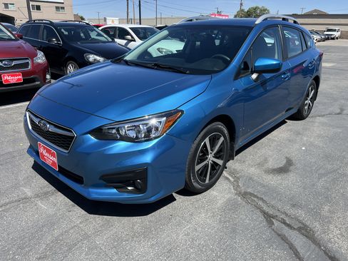 Used 2019 Subaru Impreza 2.0i Premium AWD/4WD image 2
