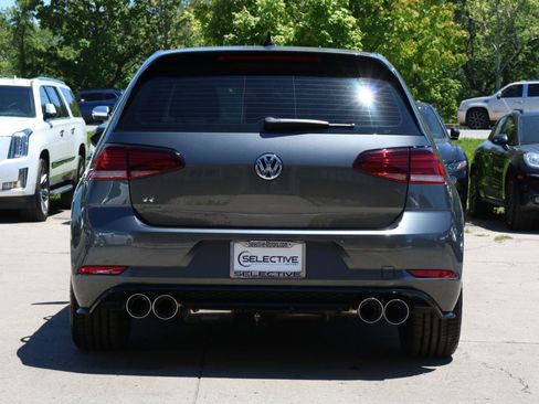 Used 2019 Volkswagen Golf 4-Door AWD/4WD image 14