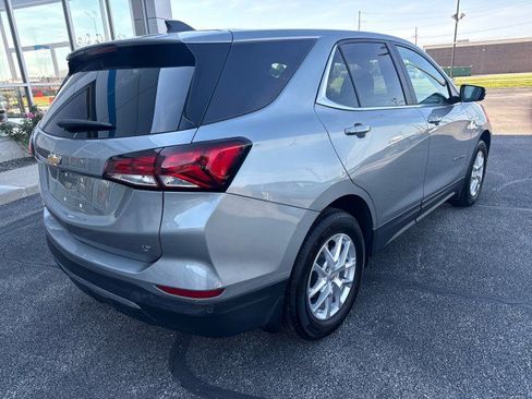 Used 2024 Chevrolet Equinox LT FWD image 3