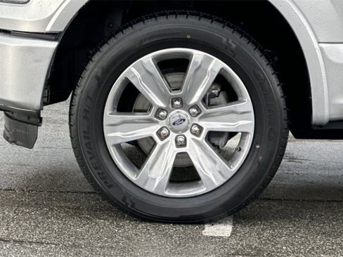 Used 2016 Ford F150 Platinum w/ Equipment Group 701A Luxury image 23