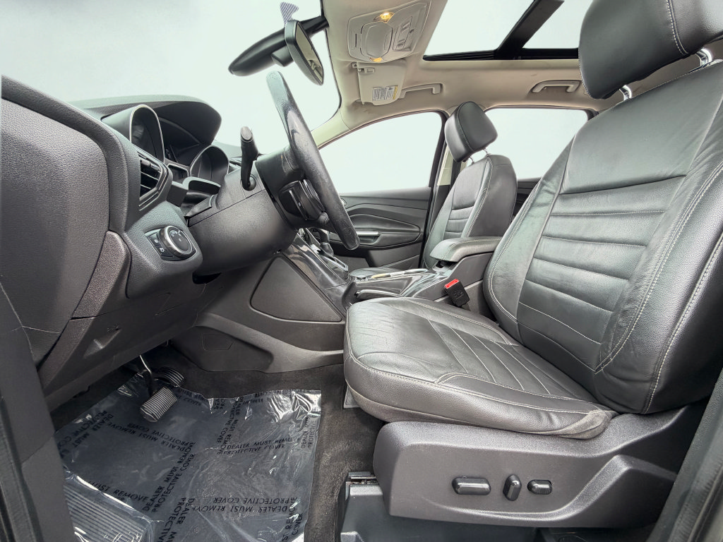 Used 2016 Ford Escape Titanium AWD/4WD image 46