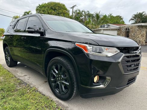 Used 2019 Chevrolet Traverse RS w/ LPO, Floor Liner Package image 3
