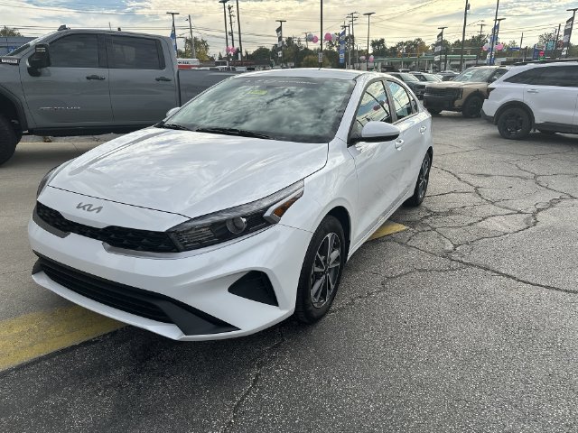 Certified 2024 Kia Forte LXS FWD image 18