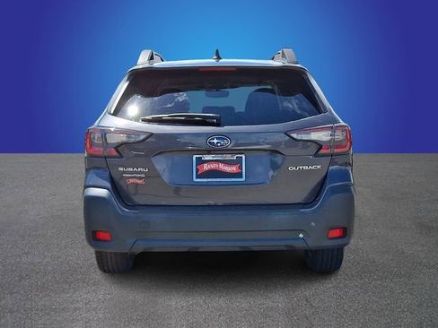 Certified 2023 Subaru Outback Premium AWD/4WD image 5