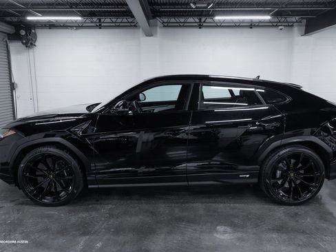 Used 2023 Lamborghini Urus S image 8