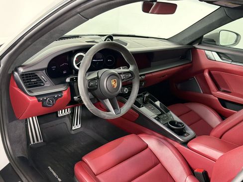 Certified 2024 Porsche 911 Carrera 4S AWD/4WD image 4
