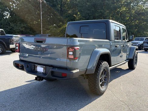 New 2026 Jeep Gladiator Sport AWD/4WD image 5