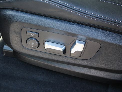 Used 2026 BMW X5 sDrive40i RWD image 21