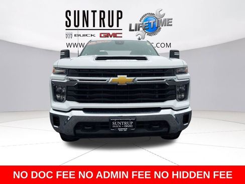 Used 2024 Chevrolet Silverado 2500 LT AWD/4WD image 13