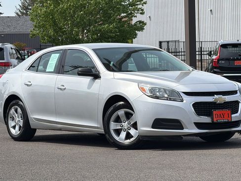 Used 2016 Chevrolet Malibu LS FWD image 2