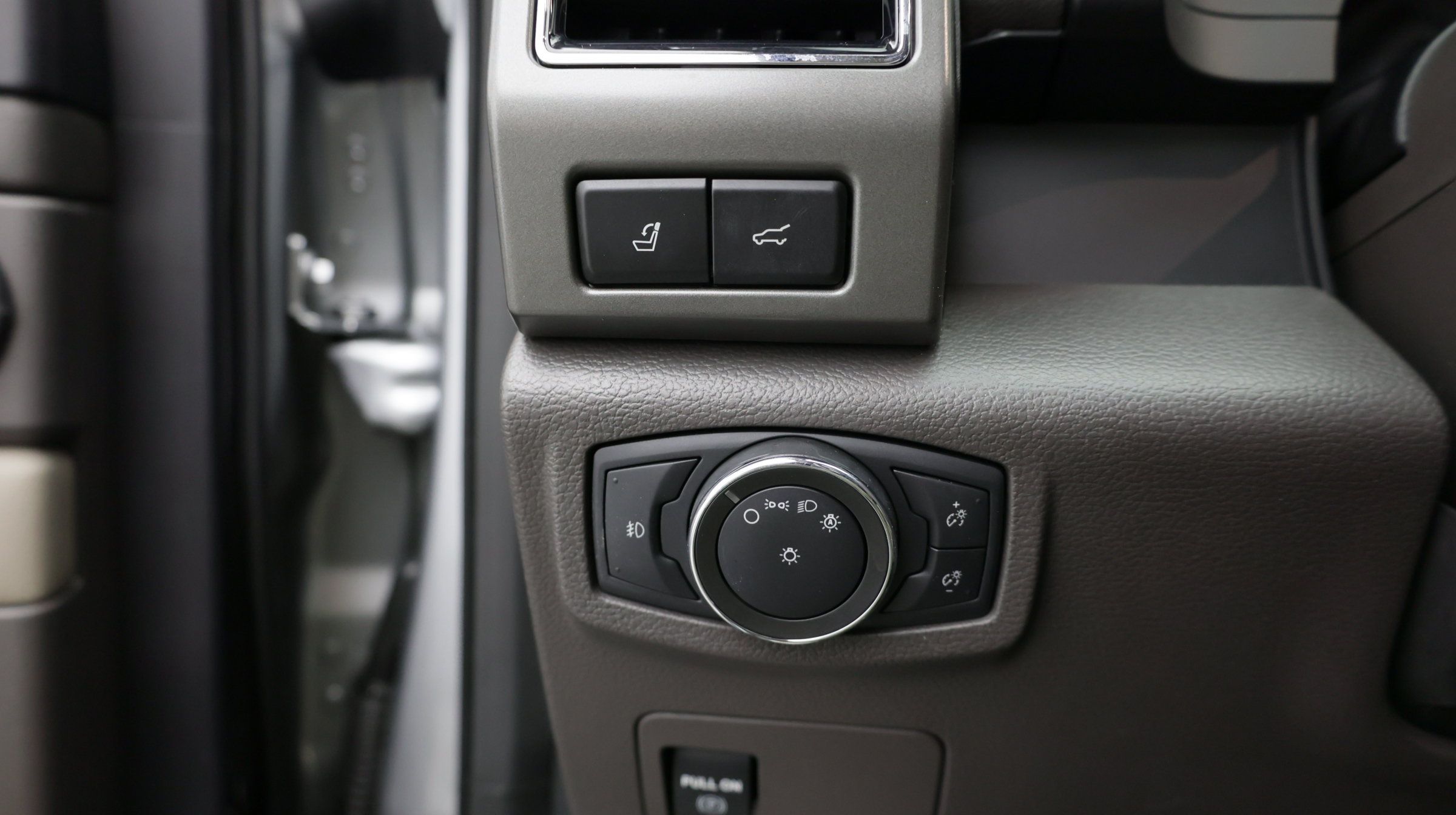 Used 2021 Ford Expedition XLT AWD/4WD image 18