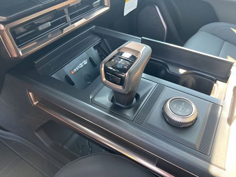 New 2025 GMC Hummer EV 2X w/ LPO, Dark Essentials Package image 35