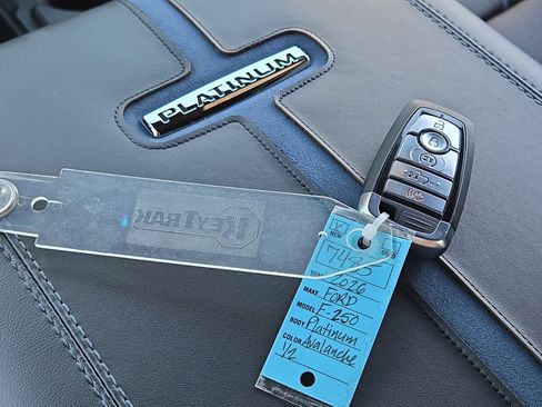 New 2026 Ford F250 Platinum image 33