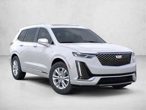New 2025 Cadillac XT6 Luxury image 7