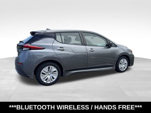 Used 2025 Nissan Leaf S FWD image 3