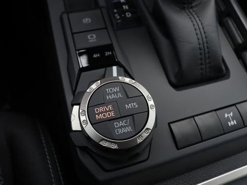 New 2026 Toyota Tacoma TRD Off-Road w/ TRD Off Road Upgrade Package AWD/4WD image 18