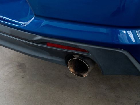 Used 2022 Chevrolet Camaro LT image 27