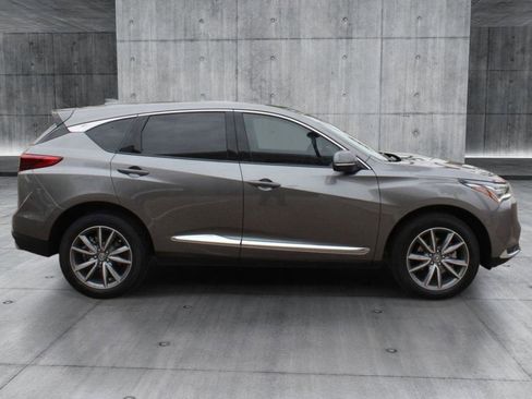 Used 2023 Acura RDX FWD w/ Technology Package image 6
