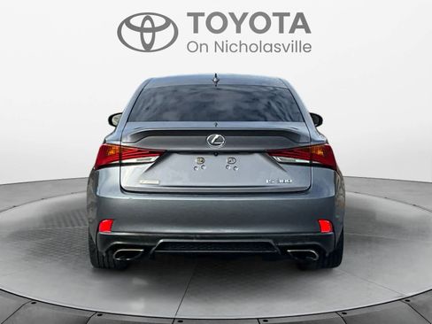Used 2018 Lexus IS 300 image 5