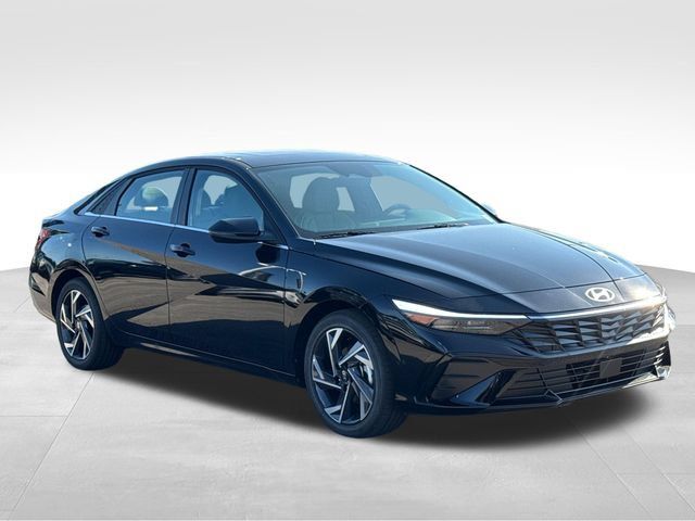 New 2026 Hyundai Elantra Limited FWD image 7