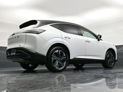Certified 2025 Nissan Murano SL image 32