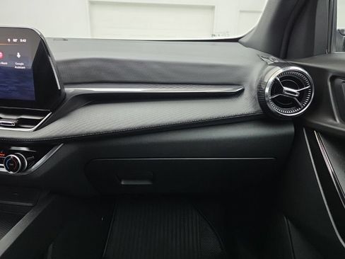Used 2026 Chevrolet Equinox LT AWD/4WD image 40